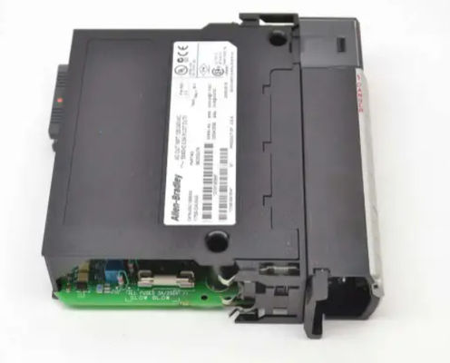 1756-OA16 Allen Bradley ControlLogix 16 σημεία D/O Μονάδα 120-140 Volts AC