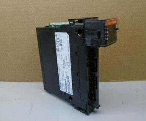 1756-OA16 Allen Bradley ControlLogix 16 σημεία D/O Μονάδα 120-140 Volts AC