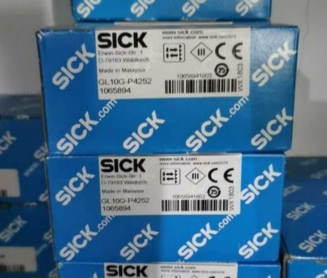SICK GL10G-P4252 Φωτοηλεκτρικοί αισθητήρες G10 20 mm x 50 mm x 39 mm