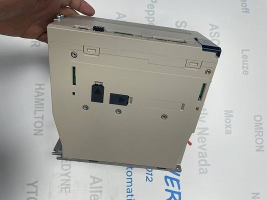 M12 Τύπος κατασκευής Yaskawa SGD7S-180A30B202 Αναλογικός έλεγχος με προηγμένα χαρακτηριστικά και διάσπαση ισχύος ≤ 0,7 W