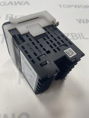 Omron E5CC-QX2A M-800 Πίνακας Mount PID Ρυθμιστής θερμοκρασίας με 16 ψηφιακές εξόδους 0,4 kg