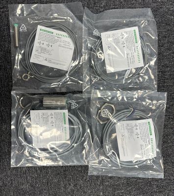 Siemens 3RG4014-0CD00 Διακόπτης επαγωγής με προστασία από εισροή IP66/67 και μέγιστο εύρος μέτρησης 1300 mbar 522 inH2O
