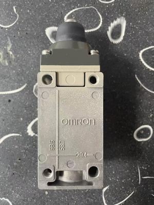 Omron D4A-3109N Συμπληκτικός περιοριστικός διακόπτης βαρέος εξοπλισμού με αποθήκευση SSD 32 GB