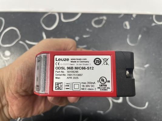Αισθητήρας οπτικής απόστασης Leuze ODSL 96B M/C66-S12 για ακριβή μέτρηση απόστασης