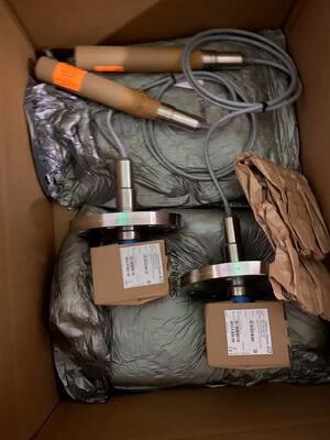 Endress Hauser FTM52-AAH2B4A32AA Μεταδότης υψηλής ακρίβειας για τον έλεγχο βιομηχανικών διεργασιών