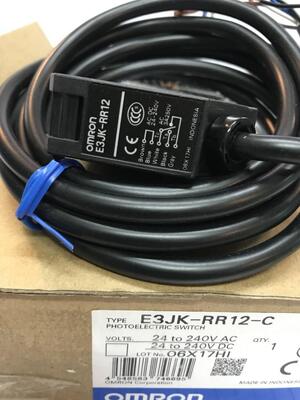 E3JK-RR12-C High-Precision Photoelectric Sensor from OMRON