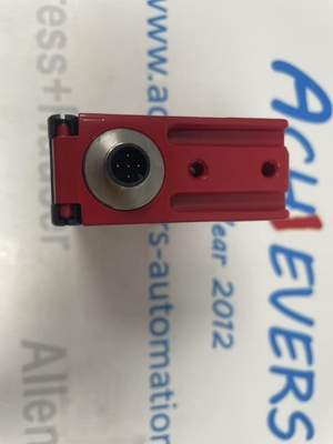 Αισθητήρας οπτικής απόστασης Leuze ODSL 96B M/C66-S12 για ακριβή μέτρηση απόστασης